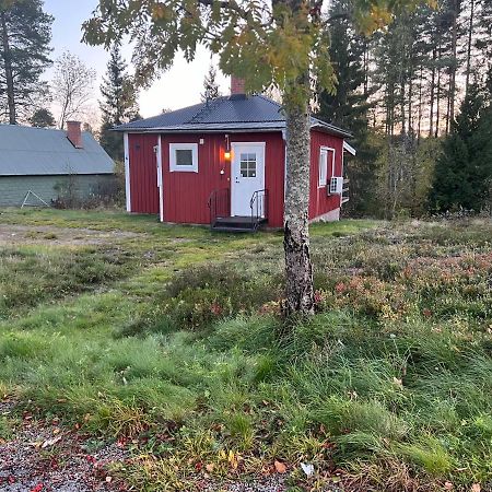 Lillhuset Villa Jarbo Exterior photo